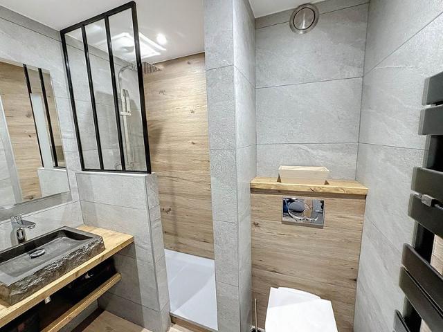 ARAVIS R09 - Agréable studio 4 pers, 22m² , expo sud, aux pieds des pistes et des commerces - Les Menuires Croisette
