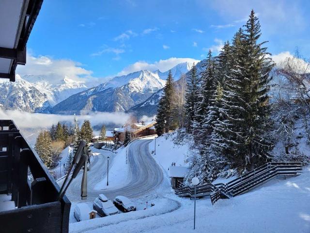 NOUVEAUTE ! Nid Douillet renové ski aux pieds ! - Courchevel 1550