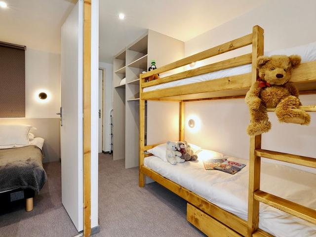 NOUVEAUTE ! Nid Douillet renové ski aux pieds ! - Courchevel 1550