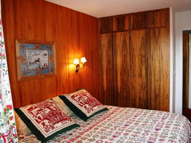 Joli appartement ensoleillé au pied des pistes - Courchevel 1850