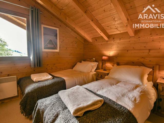 Chalet mitoyen, 8 personnes, 4 chambres, proche commerces et pistes ! - Le Grand Bornand