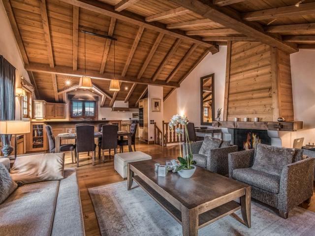 Duplex idéalement situé avec cheminée à Courchevel - Courchevel 1850