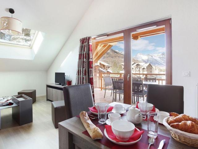 Flat Aquisana - Serre Chevalier 1400 - Villeneuve