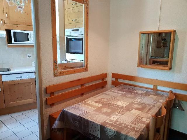 APPARTEMENT 2 PIECES CENTRE CROISETTE AVEC BALCON - Les Menuires Croisette