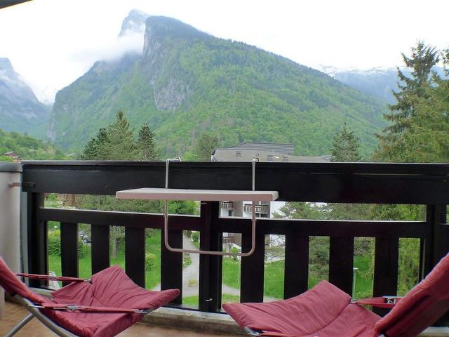 2 pièces confortable & lumineux - Vue sur le Criou & le Marcelly - au centre du village de Samoëns - Samoëns