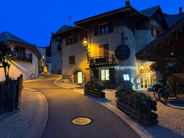 Flats MAISON DE PAYS BEZ - Serre Chevalier 1400 - Villeneuve