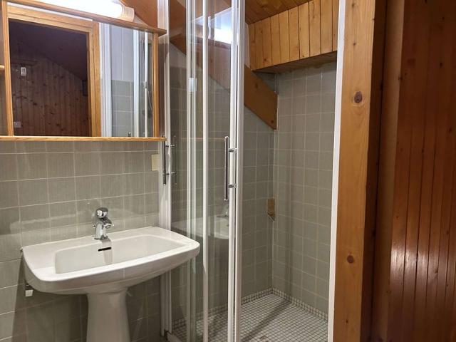 Chalet Le Grillon MRB000-GRI - Méribel Centre 1600