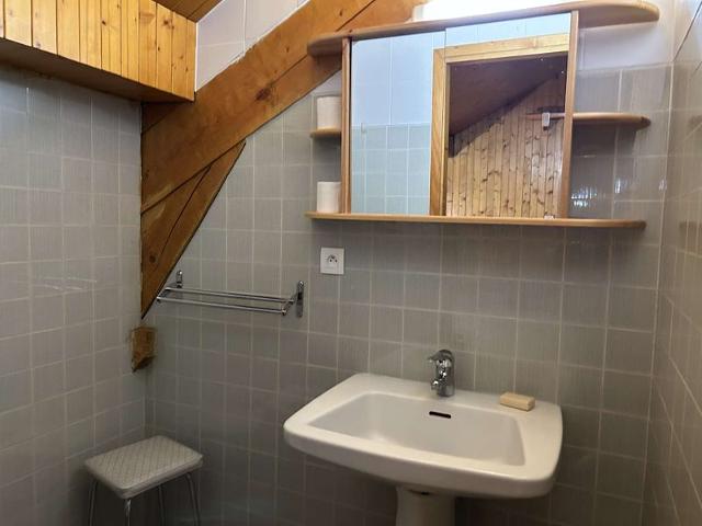 Chalet Le Grillon MRB000-GRI - Méribel Centre 1600