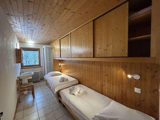 Chalet Le Grillon MRB000-GRI - Méribel Centre 1600