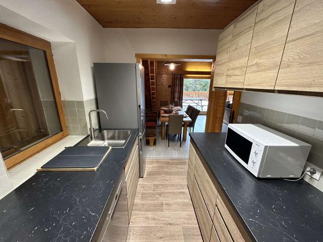 Chalet Le Grillon MRB000-GRI - Méribel Centre 1600