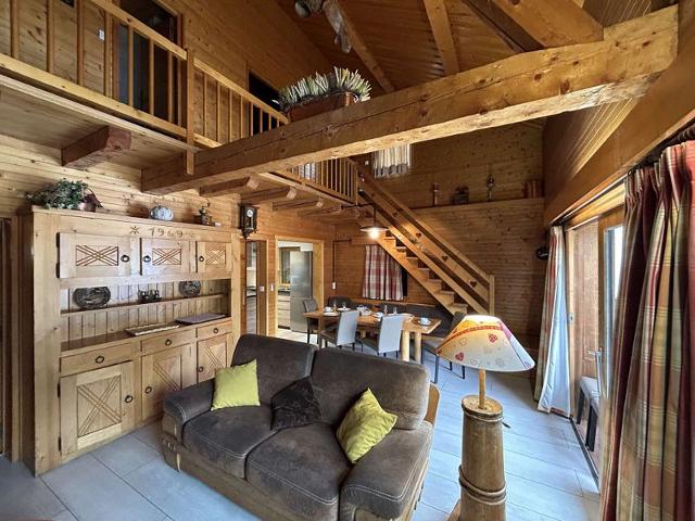 Chalet Le Grillon MRB000-GRI - Méribel Centre 1600