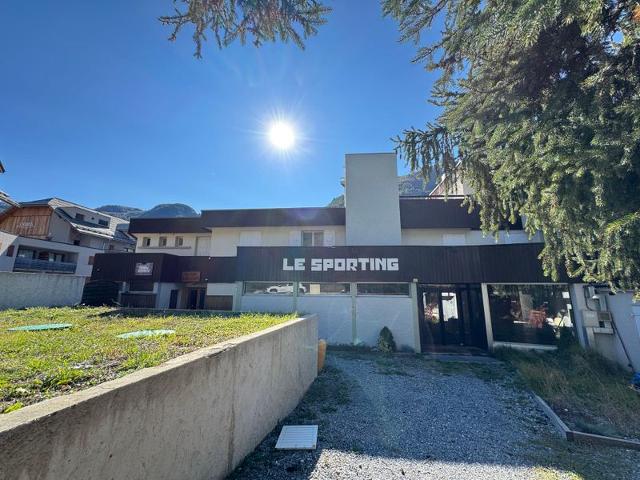 Flats LE SPORTING - Serre Chevalier 1400 - Villeneuve