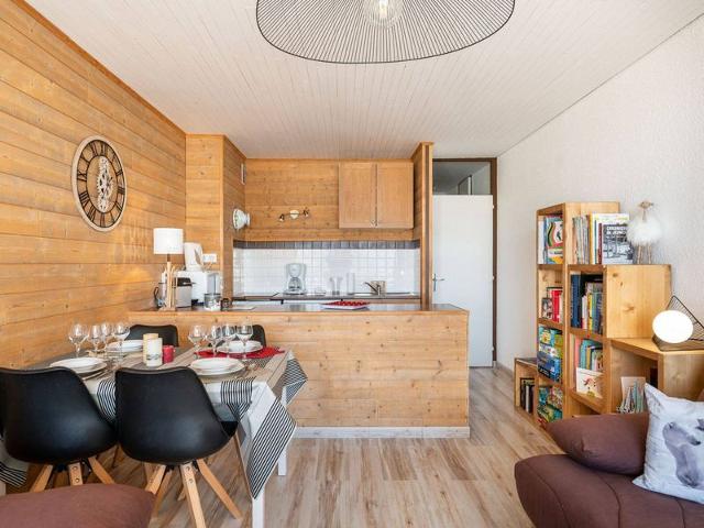 Studio entièrement rénové et très bien équipé pour 4 personnes au centre de la station. - Chamrousse