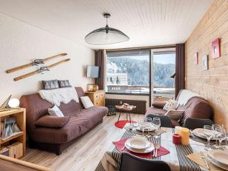 Studio entièrement rénové et très bien équipé pour 4 personnes au centre de la station. - Chamrousse