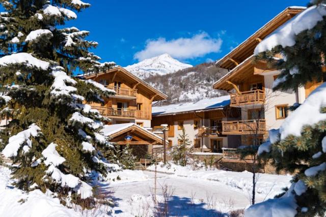 travelski home premium - Résidence Le Hameau du Rocher Blanc 4* - Serre Chevalier 1350 - Chantemerle